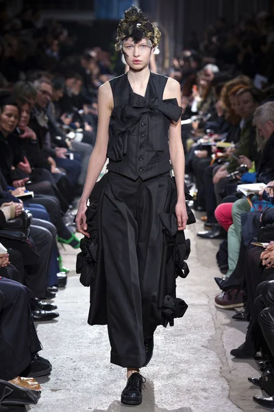 Look 24